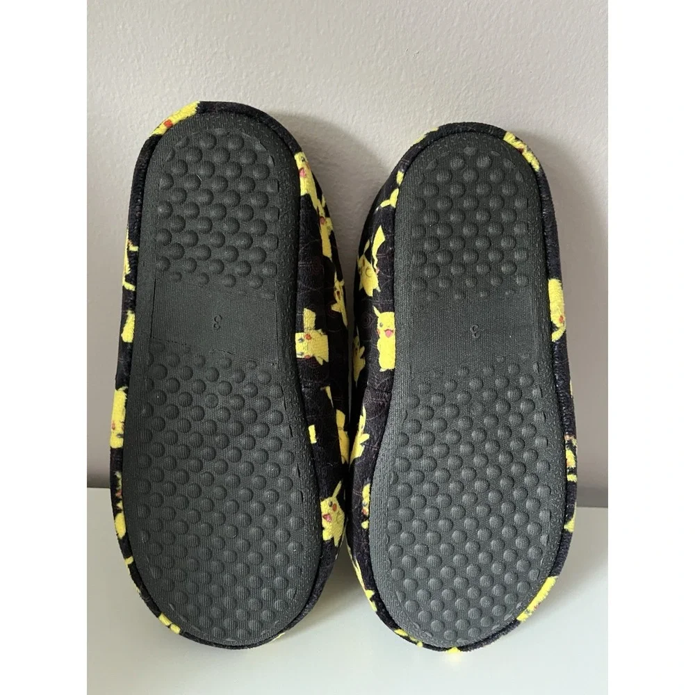 Kids Pokémon Pikachu Clog Slippers Size 3 NWOT Gripper Bottom